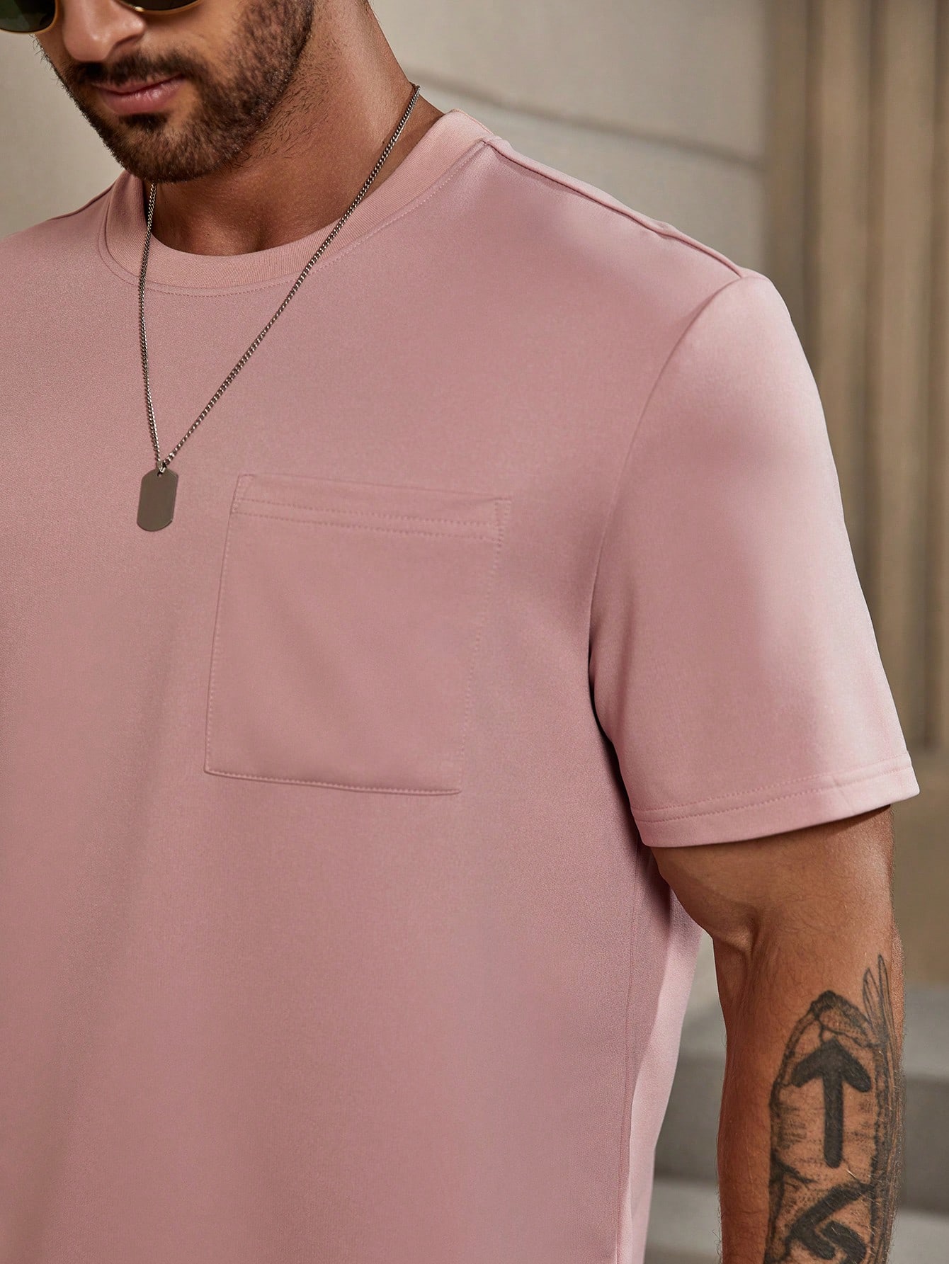 Men T-Shirts Fit Crew Neck Short Sleeve Basic Tee Casual Summer Polyester
