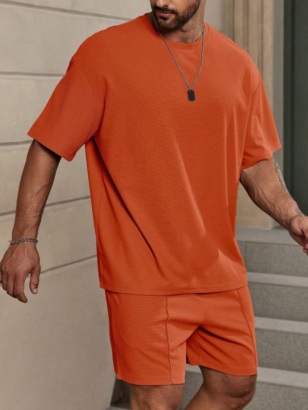 Loose Fit Men Solid Drop Shoulder T-Shirt & Shorts Set