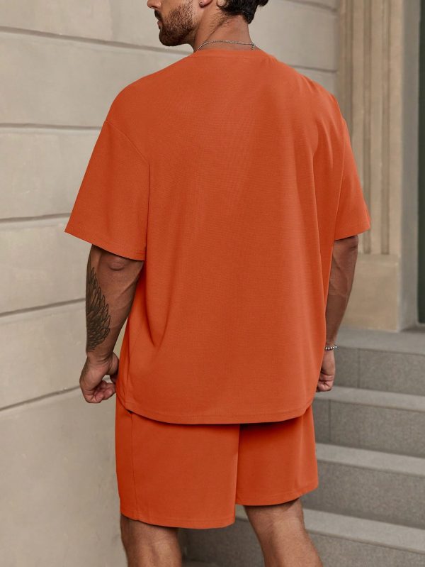 Loose Fit Men Solid Drop Shoulder T-Shirt & Shorts Set