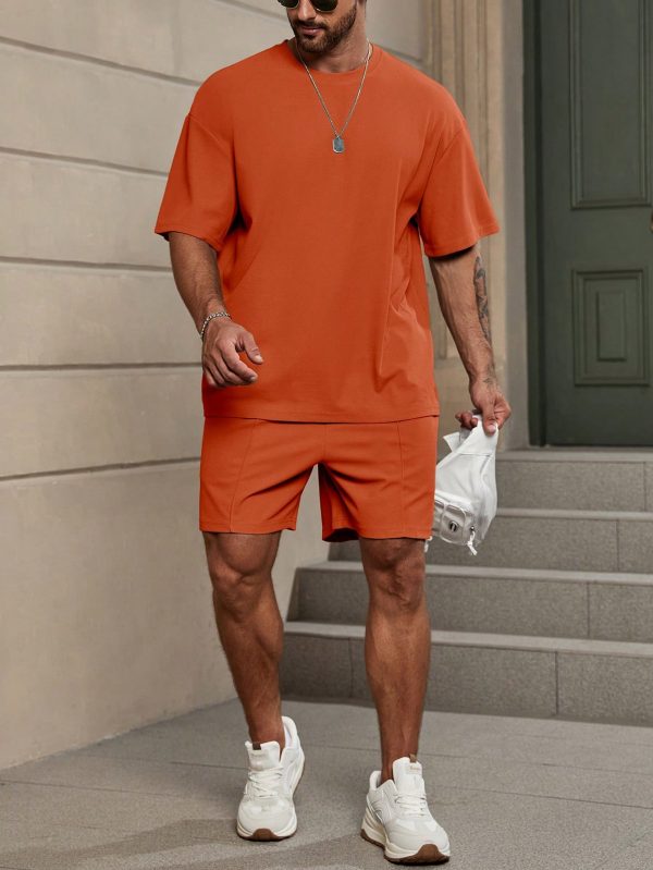 Loose Fit Men Solid Drop Shoulder T-Shirt & Shorts Set