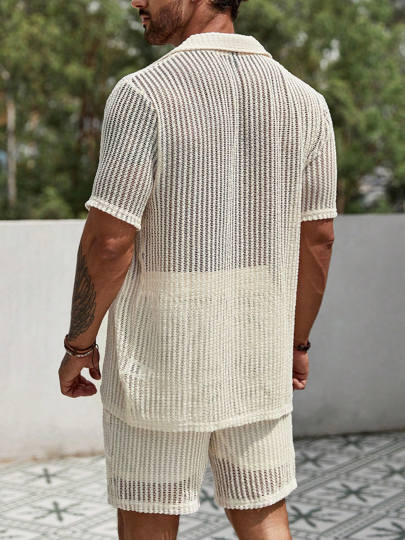 Men Hollow Out Shirt & Drawstring Waist Shorts