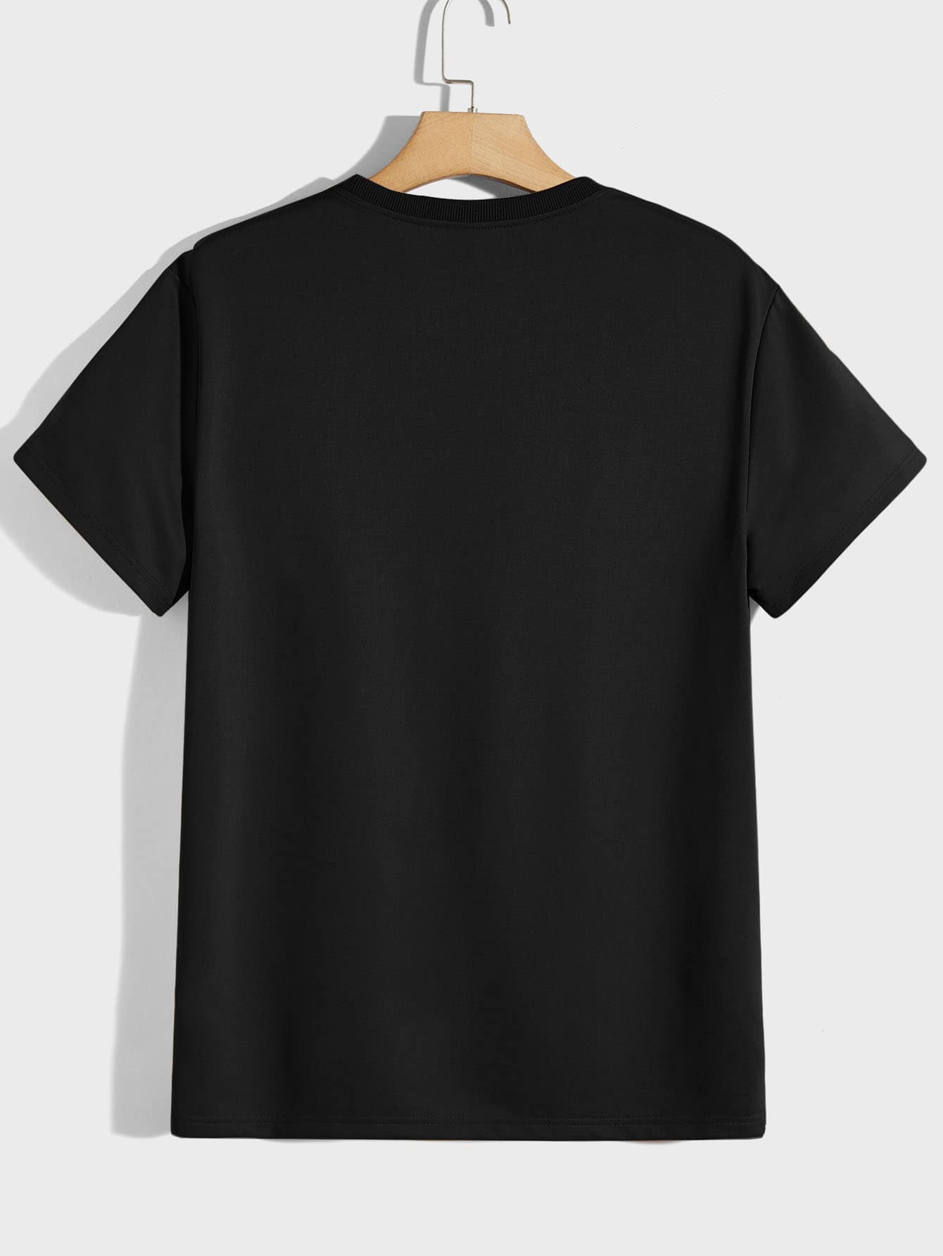 Men Geo & Letter Graphic Tee