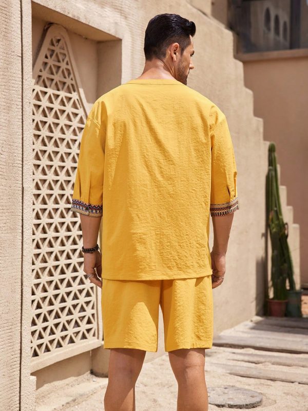 2pcs Retro Style Outfit For Men: Solid Color Shirt & Shorts Set