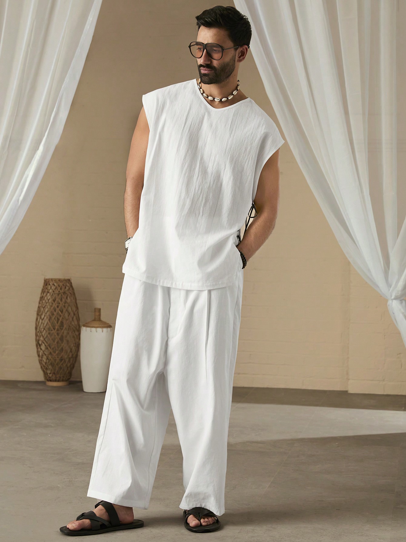Men Plain Sleeveless Strap Everyday Tank Top For Spring/Summer