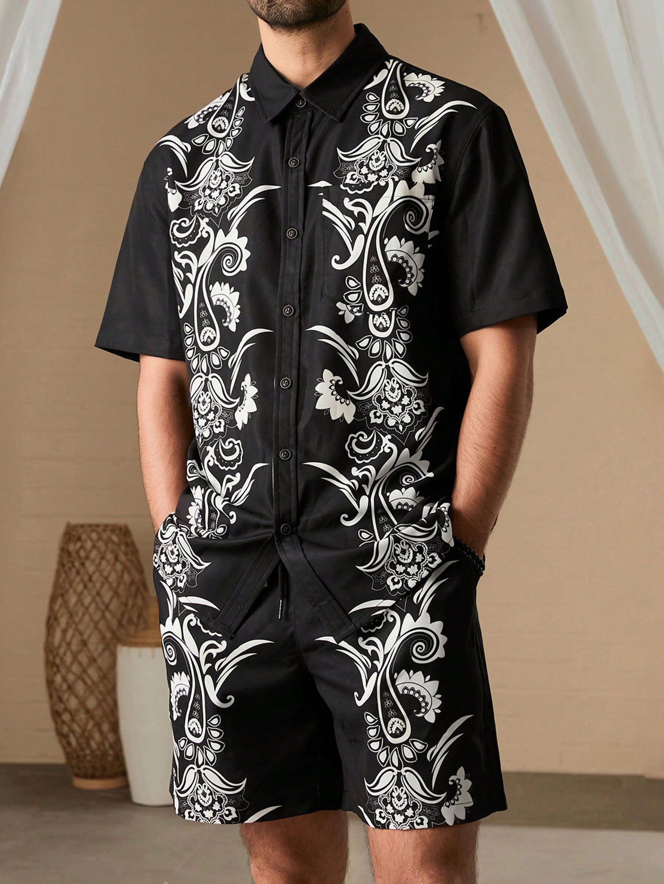 Men Printed Short Sleeve Shirt With Lapel And Front Buttons, Matched With Pocket Shorts, Summer Casual Outfits