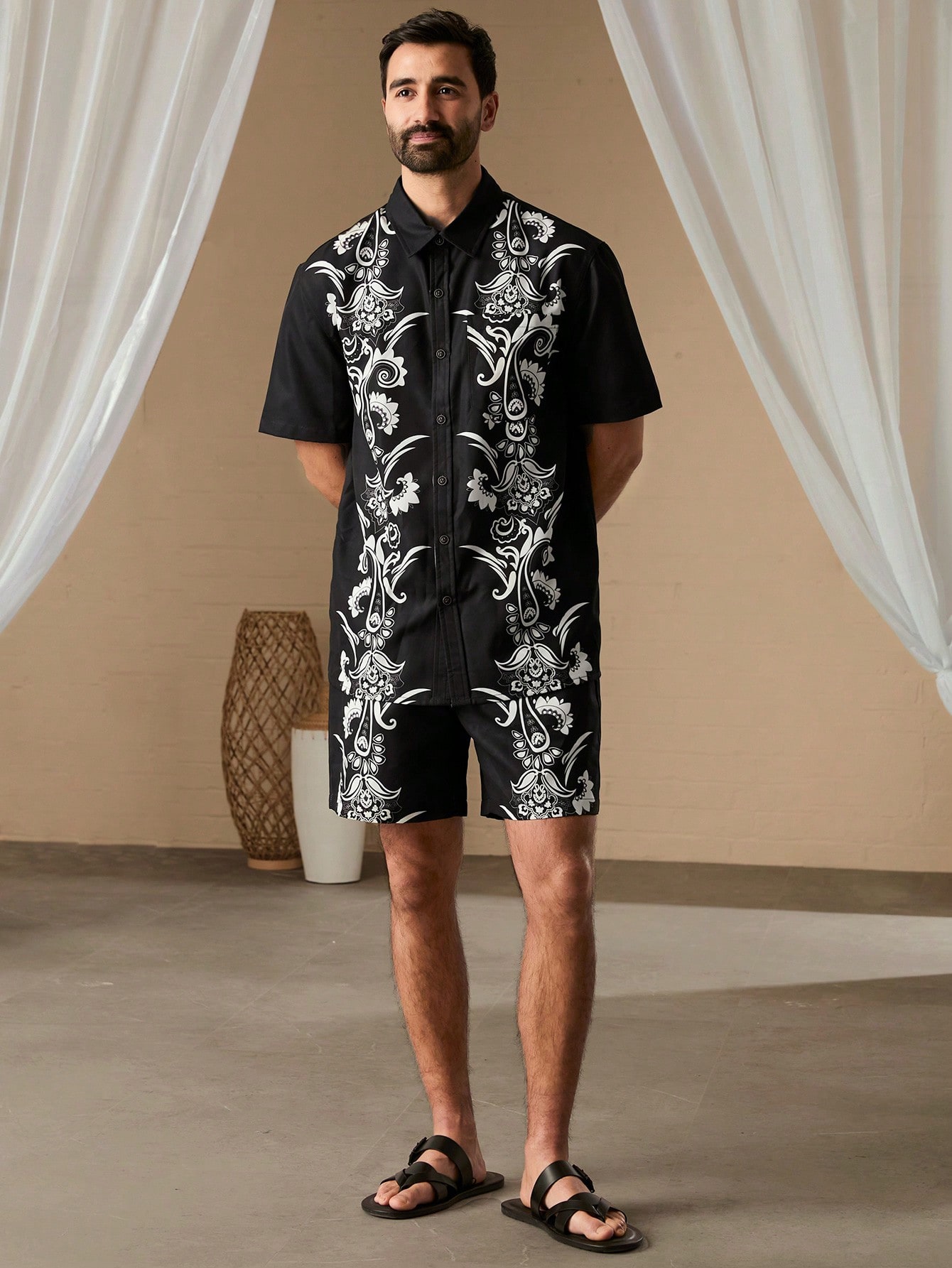 Men Printed Short Sleeve Shirt With Lapel And Front Buttons, Matched With Pocket Shorts, Summer Casual Outfits