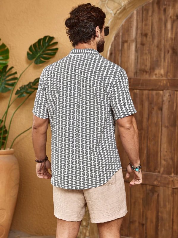 Men's Short Sleeve Casual Shirt, Button Up Collar Graphic Shirt For Vacation