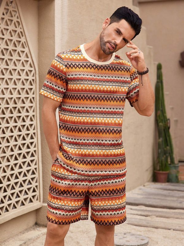 Men's Summer Holiday Geometric Printed Crew Neck Short Sleeve Graphic Tee And Shorts Casual Set