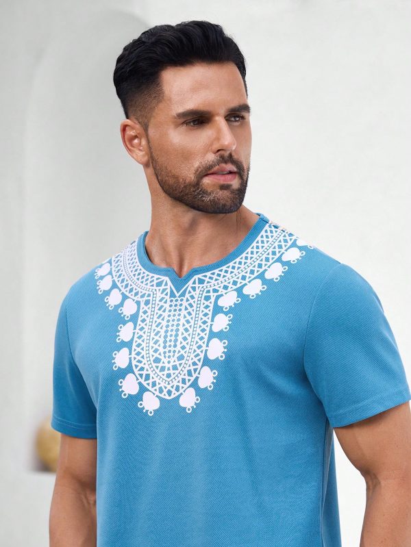 2pcs Men's Vacation Geometric Print Short Sleeve T-Shirt And Pocketed Casual Shorts Set