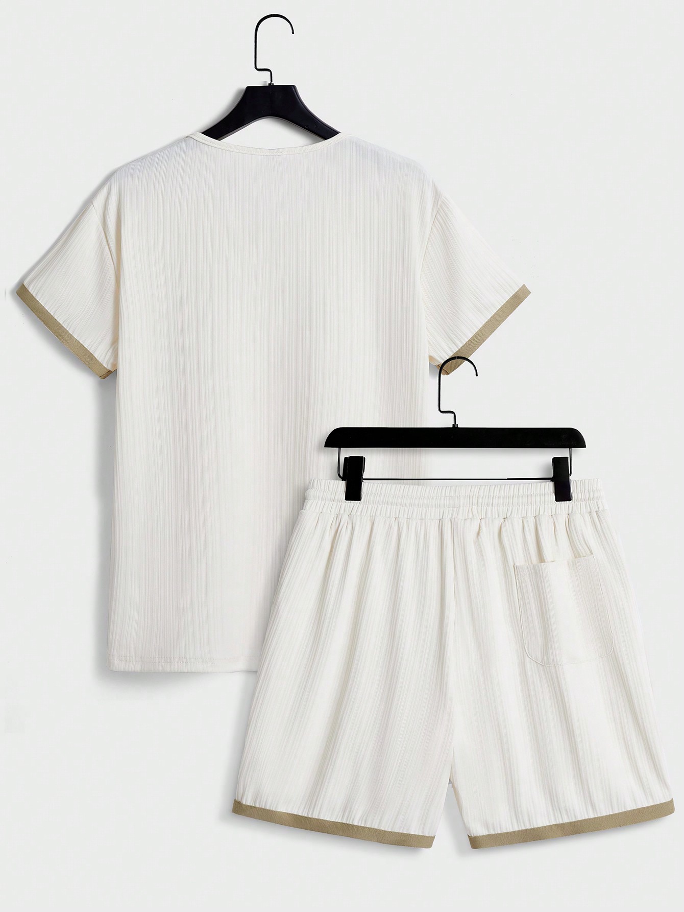 Men Contrast Trim Lace Up Front Tee & Shorts