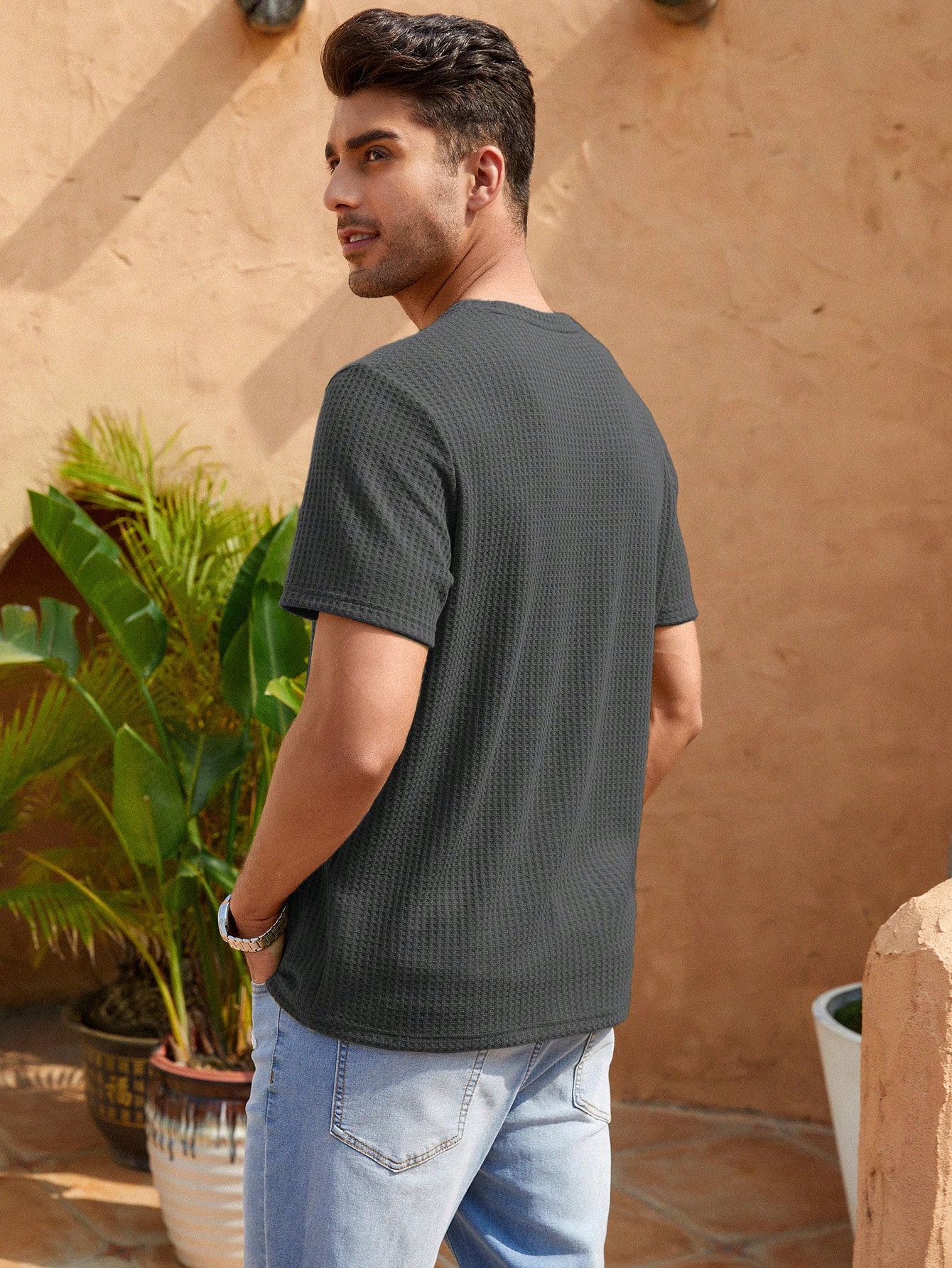 Men Solid Waffle Knit Tee
